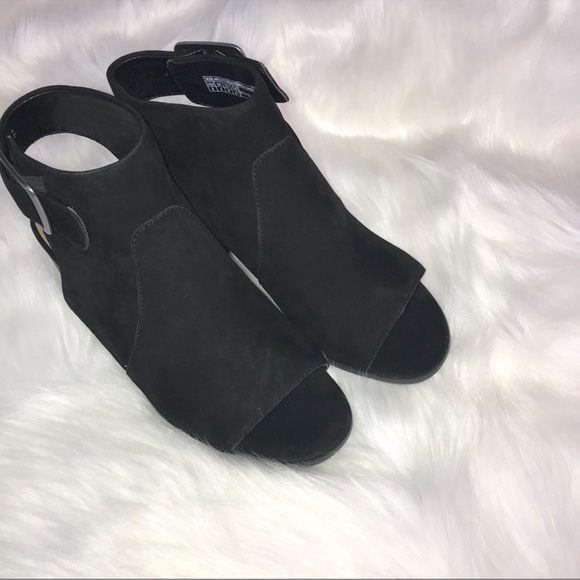 Vionic Black Blakeley Peep Toe Shootie Sz 6 - Picture 3 of 8